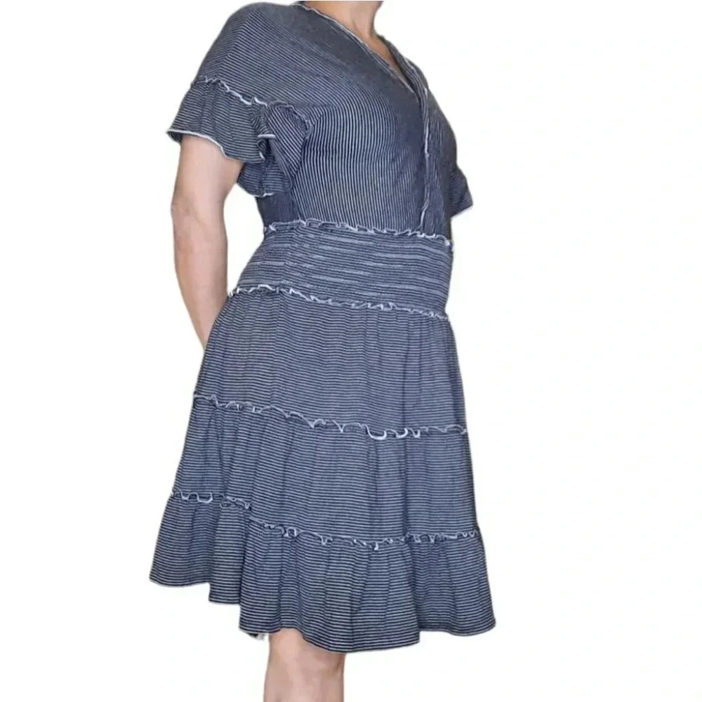 Max Studio New Smocked Waist Tiered Dress Black and White - Picture 5 of 5